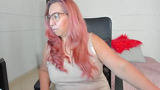 Snapshot of vaalery_sweet chatting on December 2024 06:59:02 PM vaalery sweet online show from December 2024 06:59:02 PM