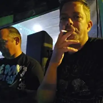 Trucker Hunter online show from April 2026 10:45:02 PM