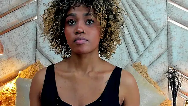 Snapshot of AgataRinaldi chatting on October 2025 11:41:02 PM AgataRinaldi online show from October 2025 11:41:02 PM