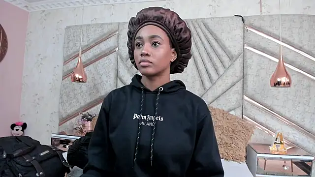 Snapshot of AgataRinaldi chatting on November 2025 09:58:01 PM AgataRinaldi online show from November 2025 09:58:01 PM