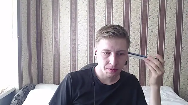 darienlarge online show from March 2025 10:40:02 AM