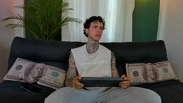 Aron ford online show from April 2026 07:49:01 PM