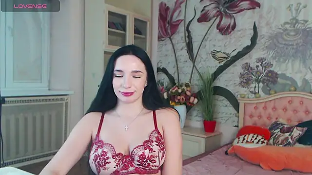 AliciaBow online show from December 2024 04:02:02 PM