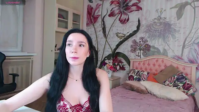 AliciaBow online show from November 2025 03:22:02 PM