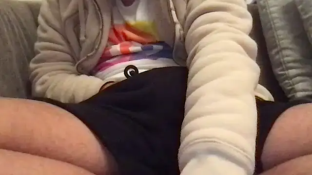 Snapshot of Kai20021819 chatting on December 2025 07:34:02 PM Kai20021819 online show from December 2025 07:34:02 PM