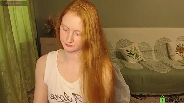 Snapshot of astoria_ross_ chatting on May 2026 03:08:02 PM astoria ross online show from May 2026 03:08:02 PM