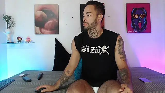 SophieFoxx17 online show from January 2026 12:22:02 PM