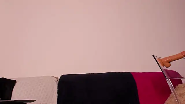 LexxiLow online show from March 2025 01:06:02 PM