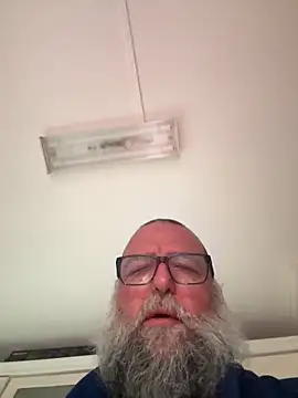 Snapshot of Noitelivre chatting on April 2026 04:40:01 AM Noitelivre online show from April 2026 04:40:01 AM