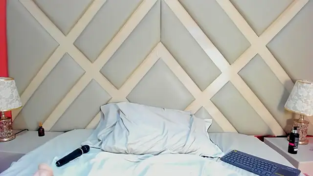 Snapshot of SSCARLETH_ chatting on December 2024 02:22:01 PM SSCARLETH  online show from December 2024 02:22:01 PM