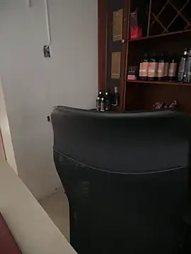 Snapshot of SSCARLETH_ chatting on February 2026 11:47:02 AM SSCARLETH online show from February 2026 11:47:02 AM