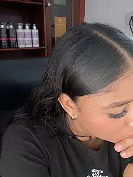 Snapshot of SSCARLETH_ chatting on February 2026 12:32:02 PM SSCARLETH online show from February 2026 12:32:02 PM