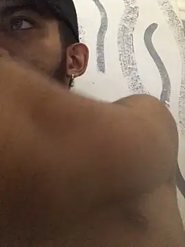 Alessandro  Rossi online show from December 2024 02:50:01 PM