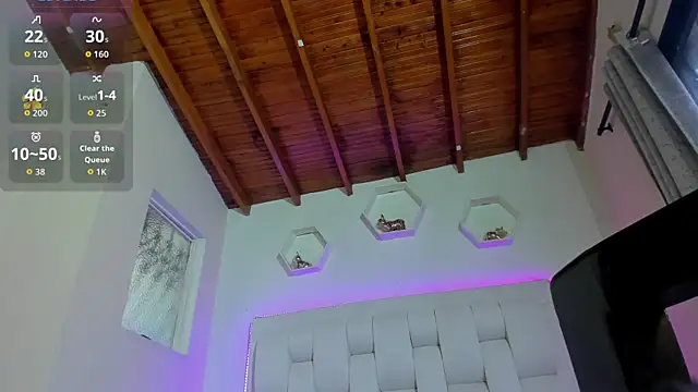 shanakendall online show from November 2025 02:13:01 PM