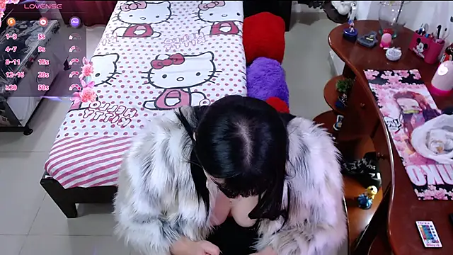 lufek23 online show from January 2025 08:22:01 PM