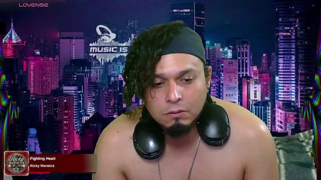 chino roz online show from February 2025 12:16:01 AM