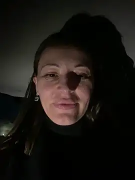 Natalieass online show from March 2025 06:00:01 PM