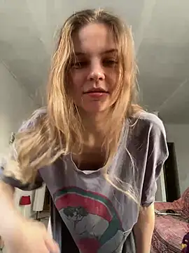 Snapshot of LeyaJohnson chatting on March 2025 01:23:01 PM LeyaJohnson online show from March 2025 01:23:01 PM