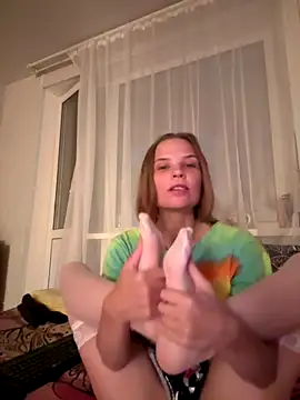 Snapshot of LeyaJohnson chatting on September 2025 03:17:02 PM LeyaJohnson online show from September 2025 03:17:02 PM