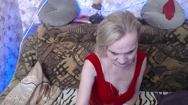 MissBekker online show from February 2025 06:58:02 AM