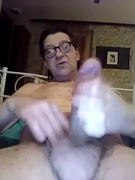 Snapshot of GrudgingCaspian chatting on February 2025 07:28:01 PM GrudgingCaspian online show from February 2025 07:28:01 PM