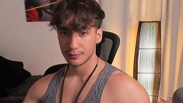 Snapshot of AlexRivera6 chatting on June 2026 05:00:02 PM AlexRivera6 online show from June 2026 05:00:02 PM