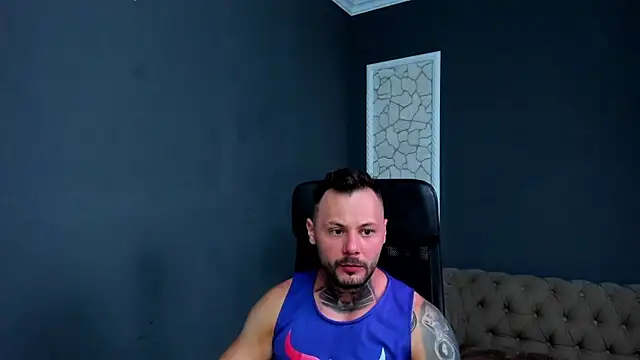 Snapshot of BrianHunts chatting on May 2026 06:33:01 AM BrianHunts online show from May 2026 06:33:01 AM