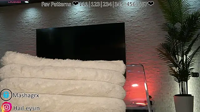 Mashagrx0 online show from March 2026 09:08:01 PM