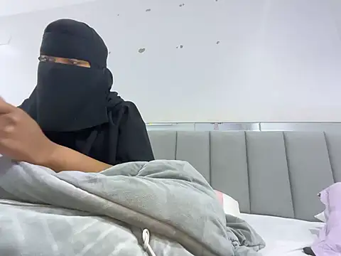 Submissive Arab online show from February 2025 05:05:02 PM