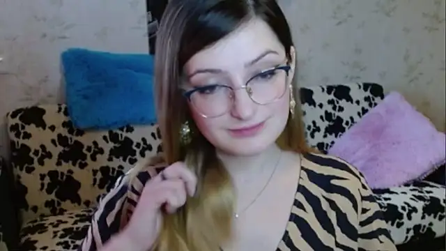 Snapshot of Arielsssplash chatting on October 2025 06:53:02 AM Arielsssplash online show from October 2025 06:53:02 AM