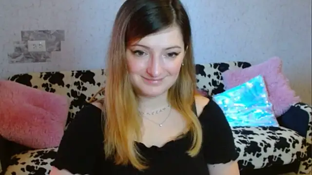 Snapshot of Arielsssplash chatting on November 2025 08:02:02 AM Arielsssplash online show from November 2025 08:02:02 AM