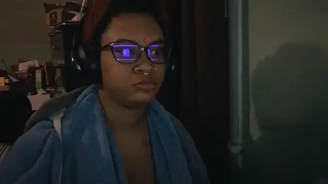 nickytheehawtie online show from February 2026 08:09:01 AM