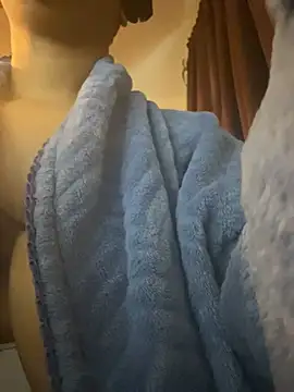 nickytheehawtie online show from March 2026 02:09:02 PM