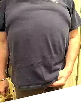 Snapshot of mrwizard4570 chatting on March 2026 07:58:02 AM mrwizard4570 online show from March 2026 07:58:02 AM