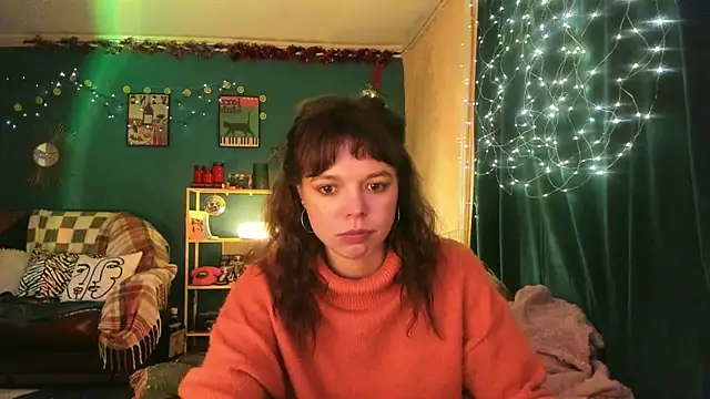 ClancyMorissey online show from December 2025 07:21:01 PM