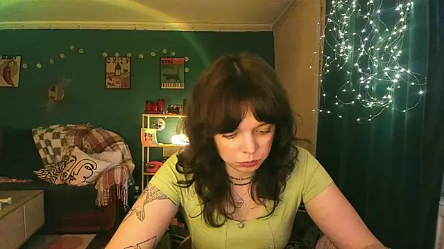 ClancyMorissey online show from April 2026 04:58:02 PM