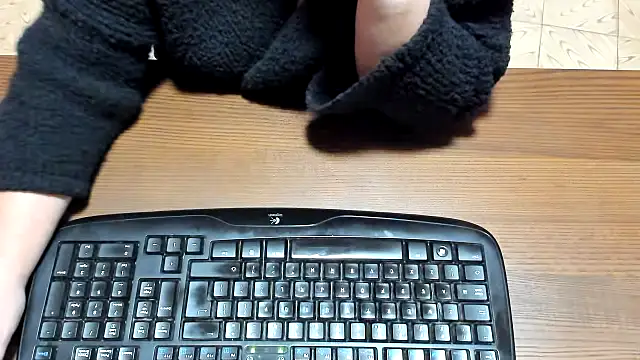 NikkiHolland online show from February 2026 04:30:01 PM