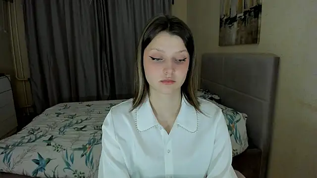 SoniNesti online show from October 2025 02:49:01 PM