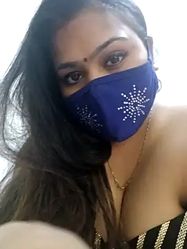 Snapshot of cutee__crazy chatting on February 2025 05:01:02 PM cutee crazy online show from February 2025 05:01:02 PM