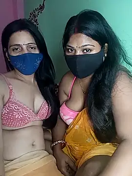 Snapshot of cutee__crazy chatting on October 2025 06:08:02 PM cutee crazy online show from October 2025 06:08:02 PM