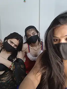 cutee  crazy online show from June 2026 02:55:01 PM