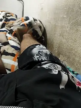 KleberL online show from December 2025 05:02:01 AM