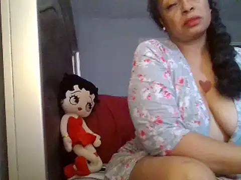 MSweetLindaParks online show from February 2025 07:26:01 PM