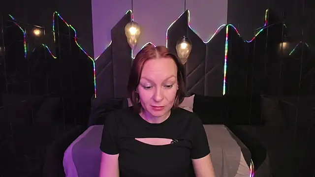 NikaGentle online show from November 2025 05:40:01 AM