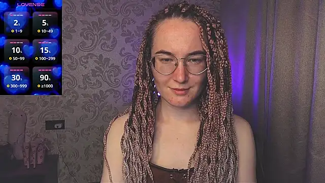 Snapshot of AgnesGraham chatting on April 2026 10:44:02 PM AgnesGraham online show from April 2026 10:44:02 PM
