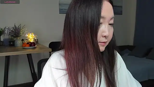 AvroraSakura online show from March 2025 05:06:01 PM