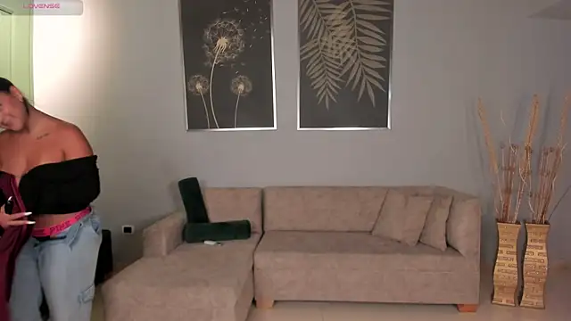 ToriCrossX online show from March 2025 07:14:02 PM