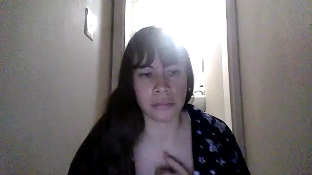 petitedoll29 online show from December 2025 08:47:01 PM