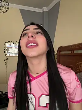 isabella jade online show from October 2025 01:39:02 PM