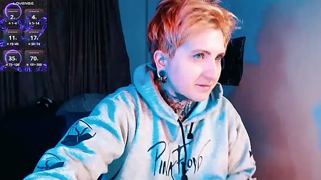 Marieblueeyes online show from November 2025 04:06:02 AM